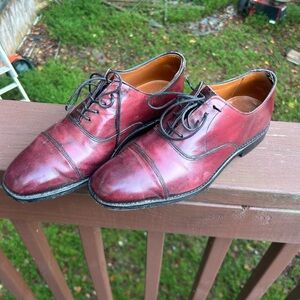 Allen Edmonds Burgundy Leather Oxfords